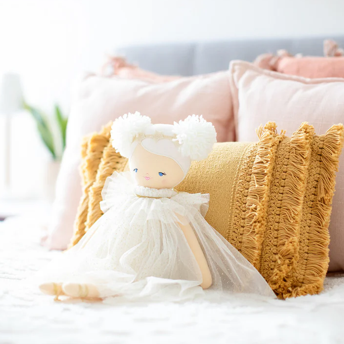 Ava Angel Doll 48cm Ivory Gold