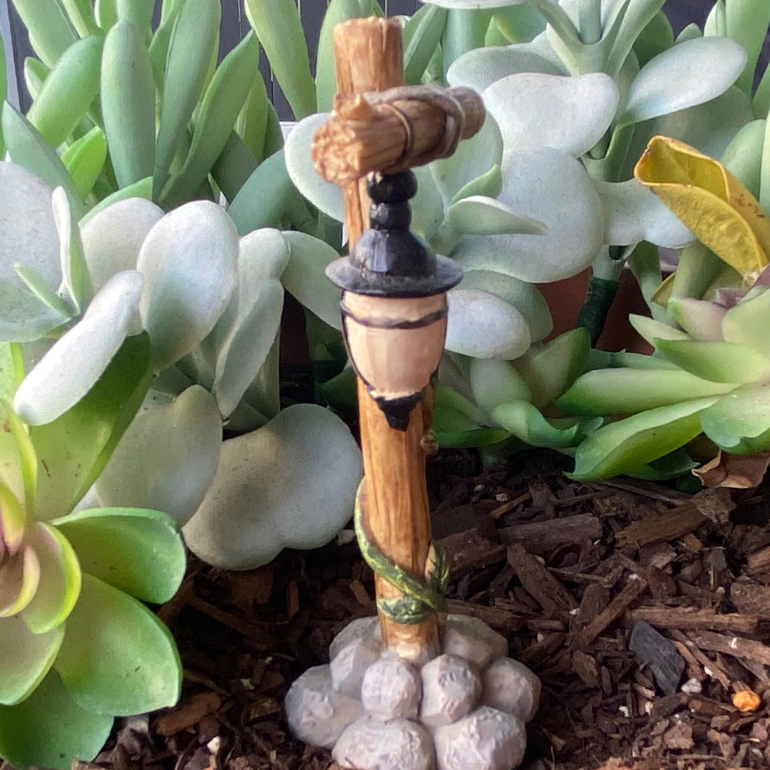 Enchanted Fairy Garden Lamp Post