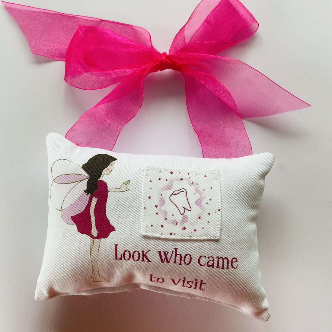 Look Who Came To Visit Children's Tooth Fairy Pillow