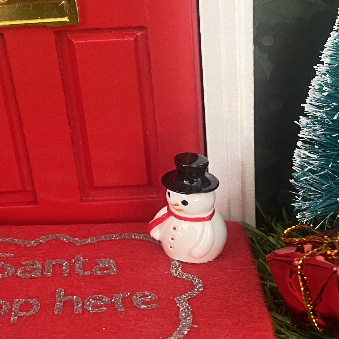Miniature Fairy Door Snowman