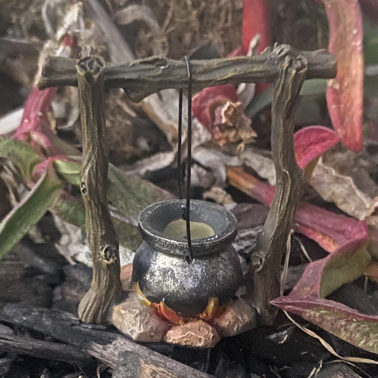 Mystic & Magic – Witch’s Cauldron Campfire