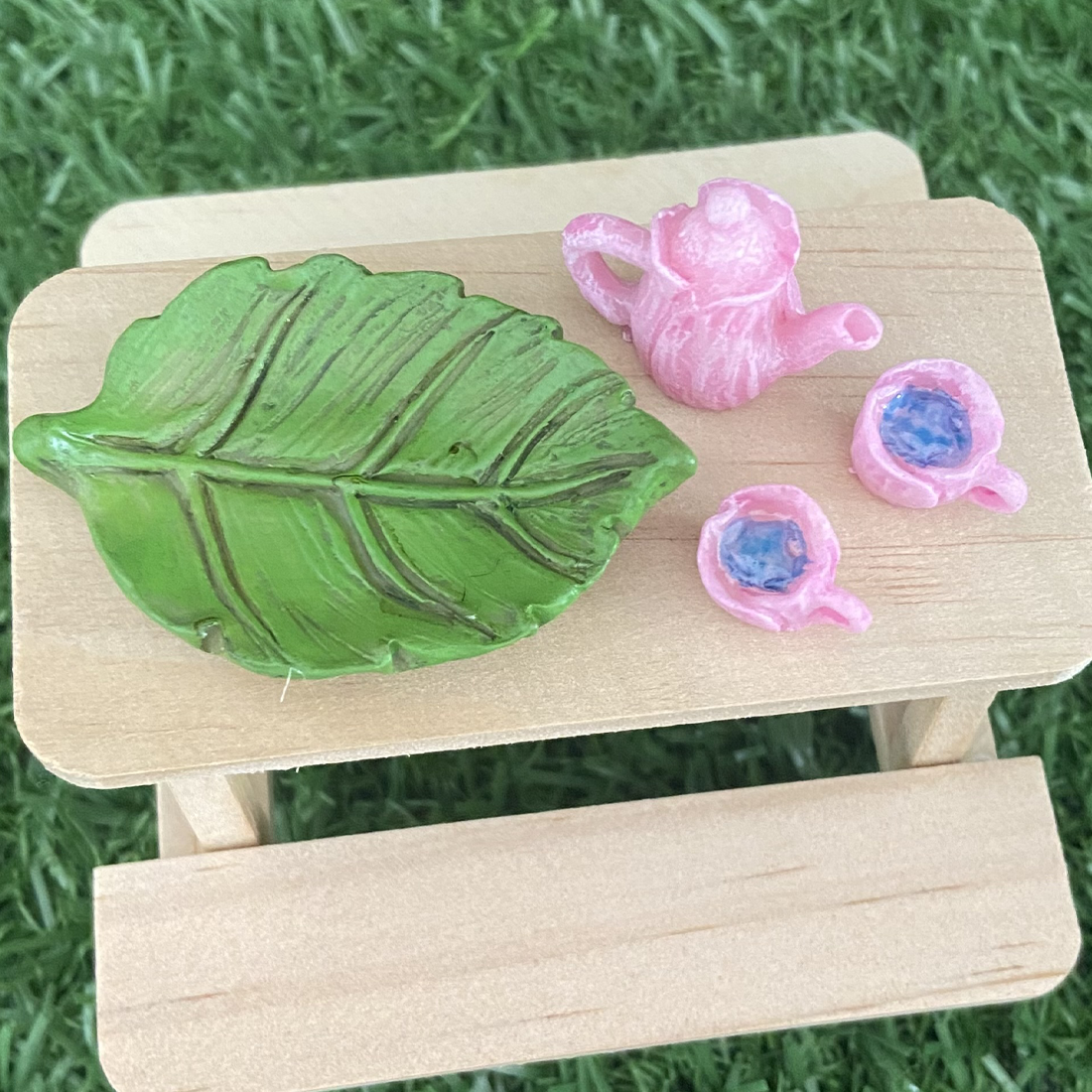 Pink Fairy Garden Leaf Tea Set