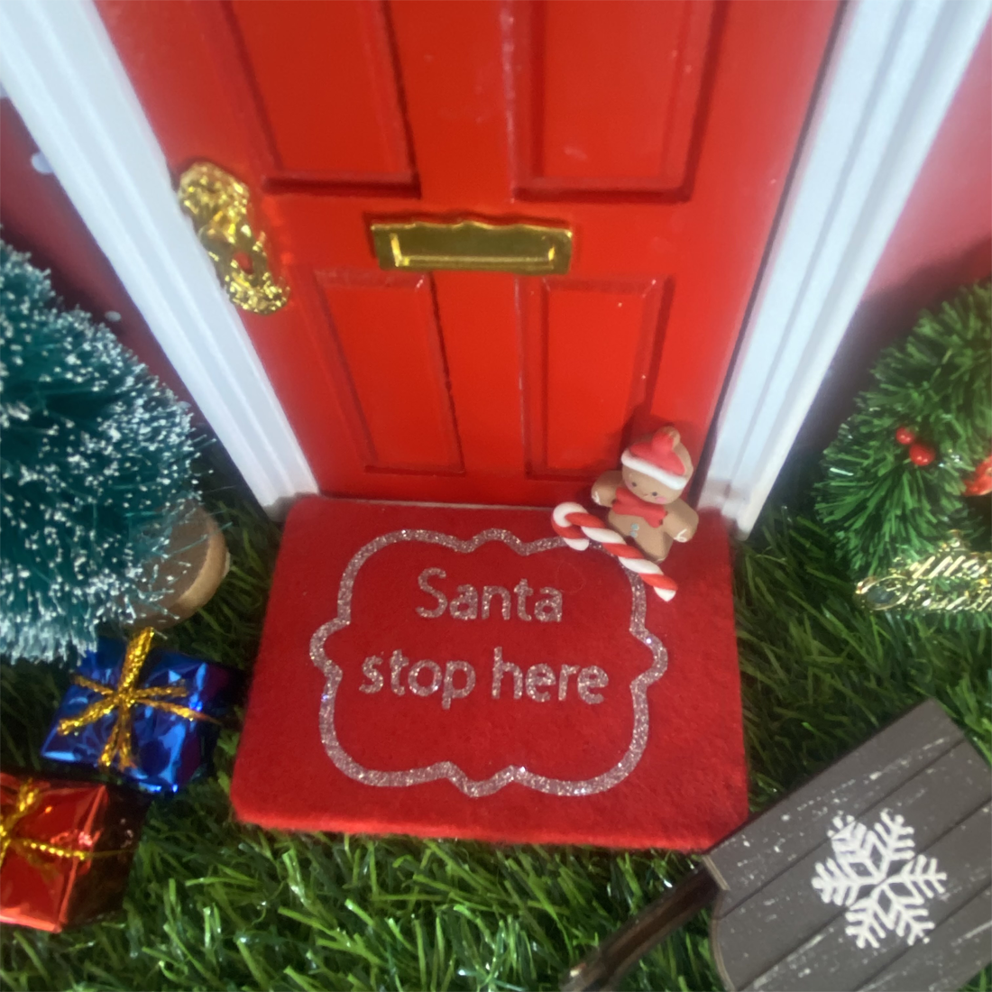 Red Christmas Fairy Door Set