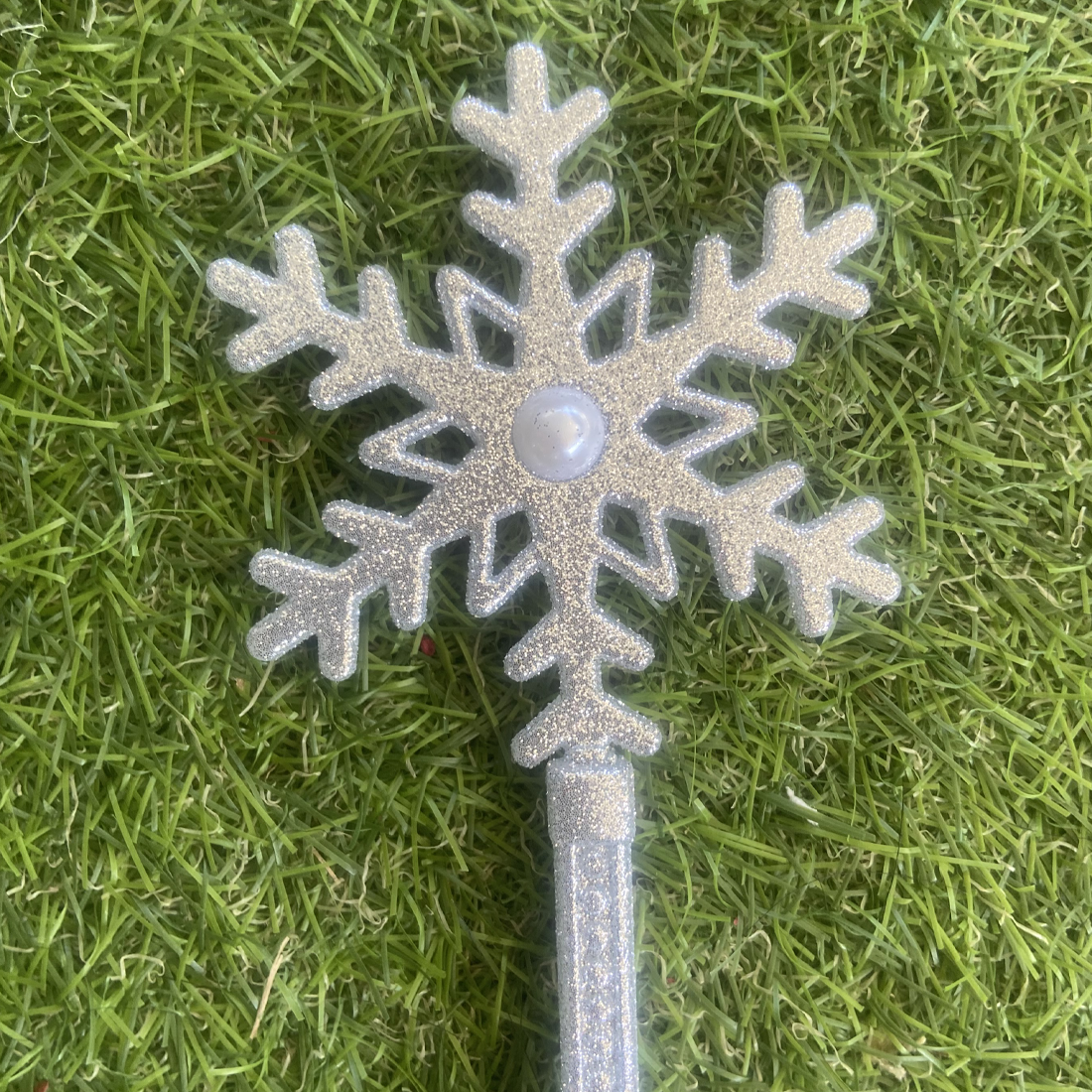 Silver Wish Snowflake Wand