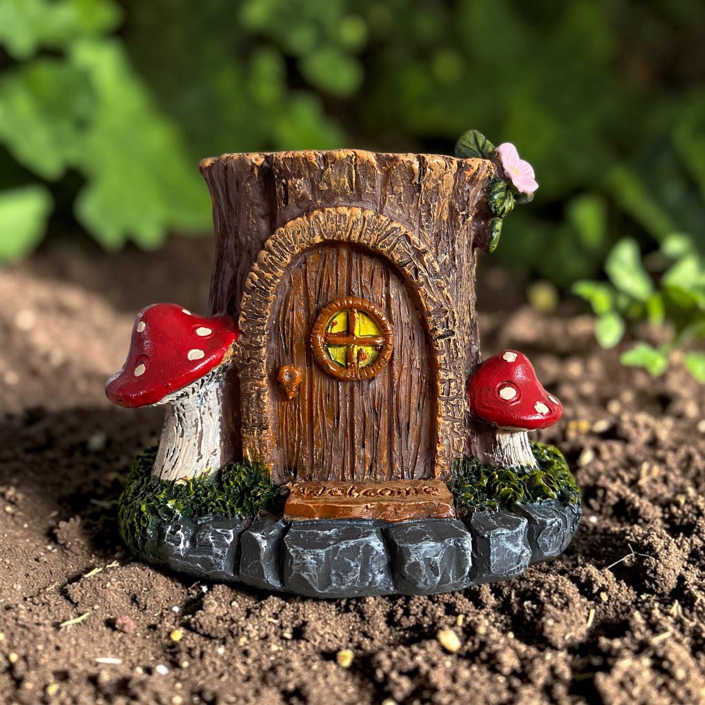 10cm Enchanted Tree Stump Fairy House with Mushrooms
