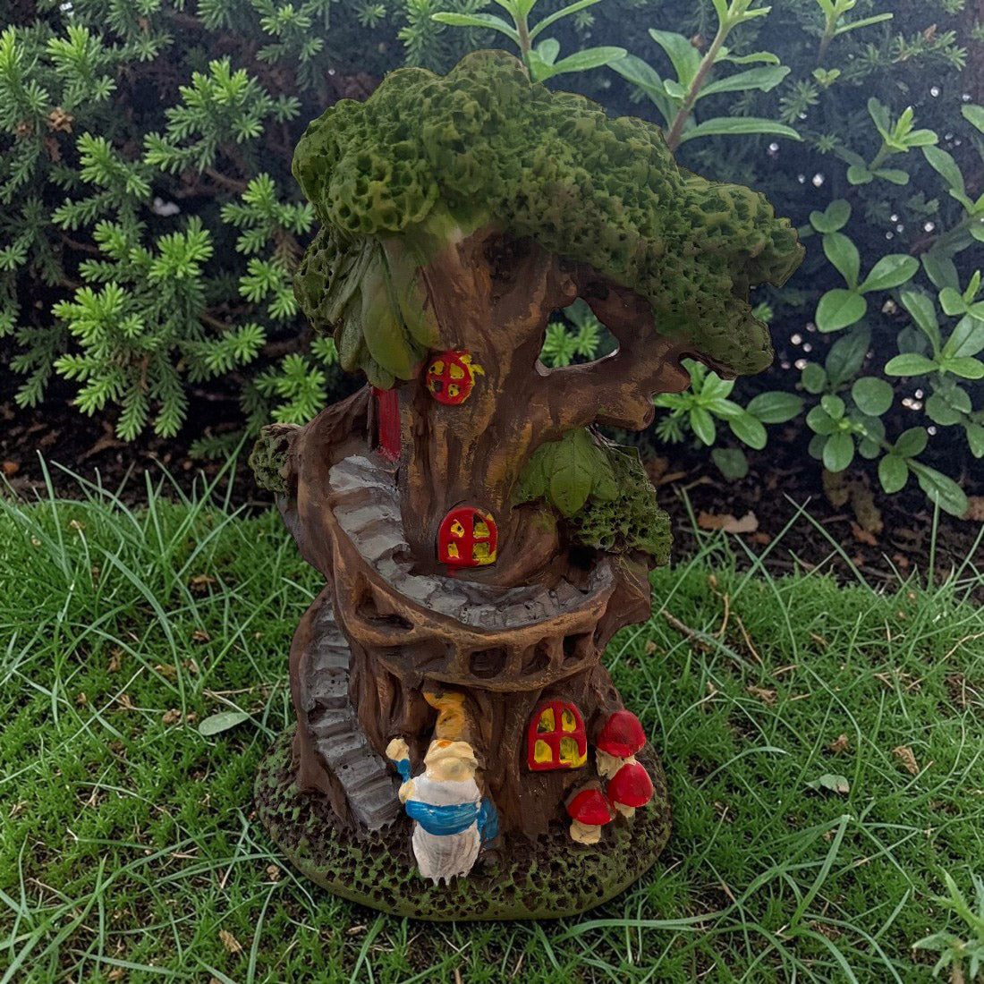 12cm Gnome Tree House