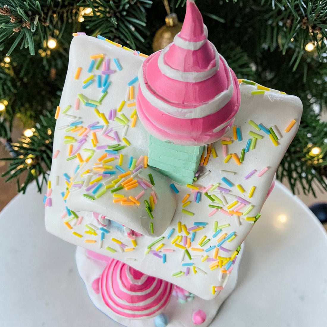 30x17cm Candy Cane Cottage with Light in Gift Box