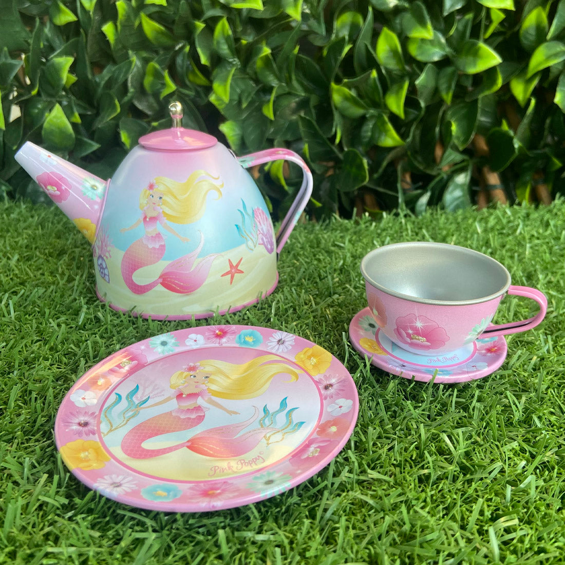 15 Piece Mermaid Tin Tea Set in Pink Basket