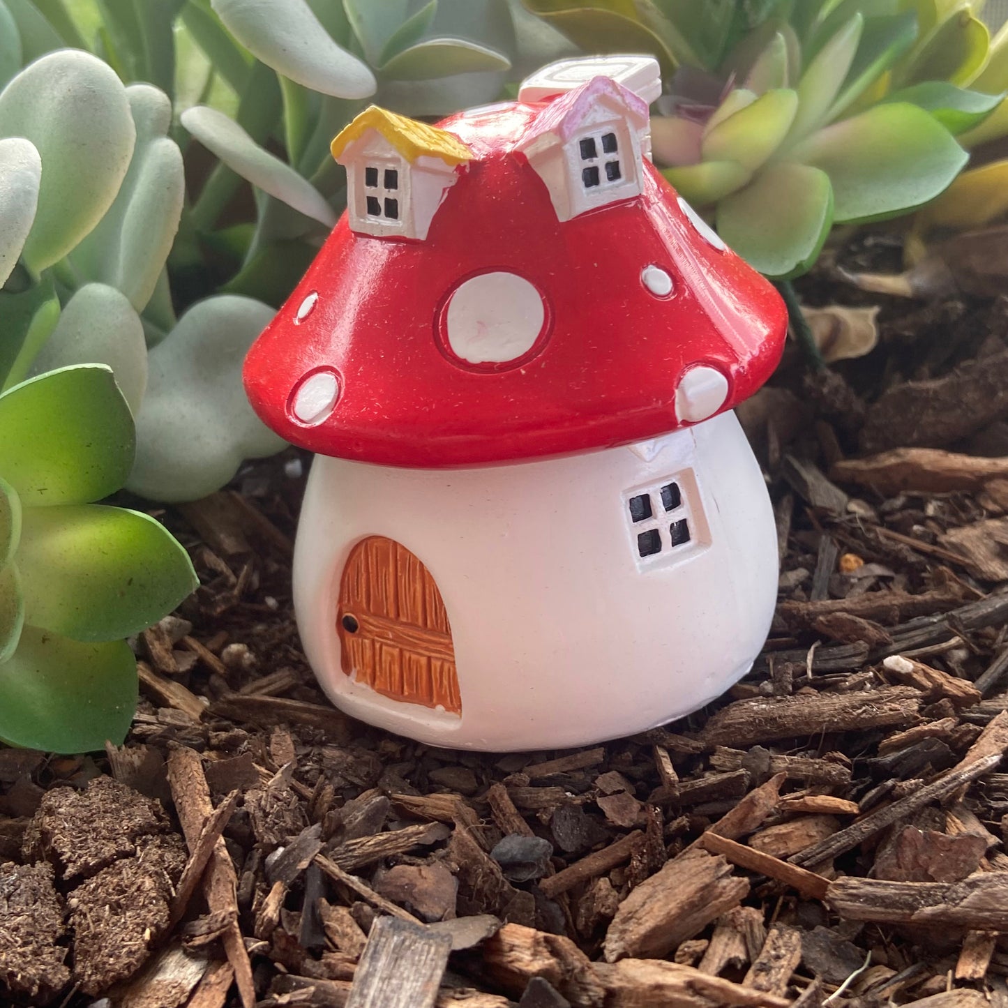 8cm Fairy Houses With Chimney