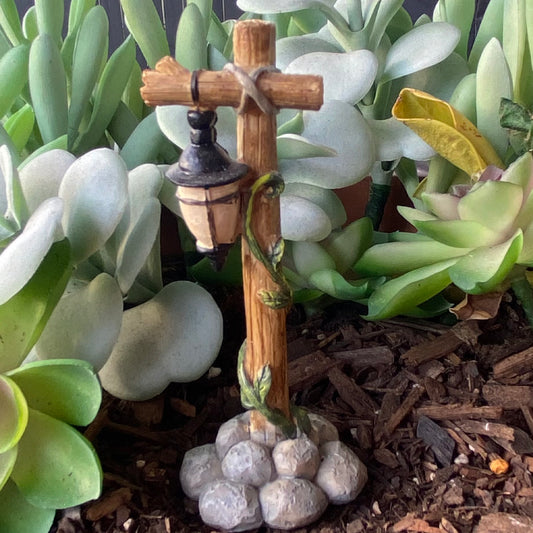 Enchanted Fairy Garden Lamp Post