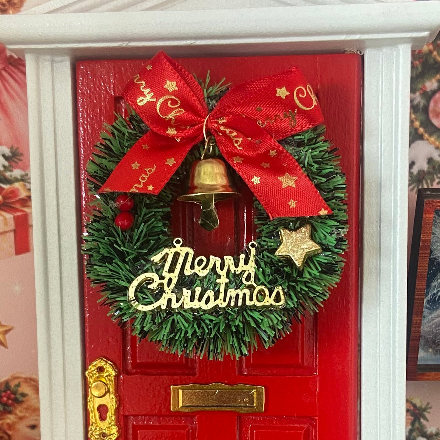 Miniature Christmas Wreath Fairy Door Decoration