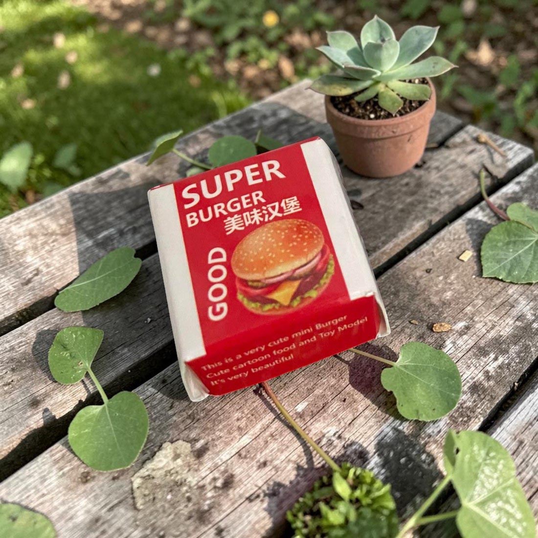 Miniature Fairy Burger in Box