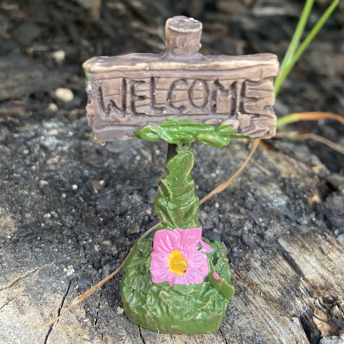 Miniature Fairy Garden Welcome Sign