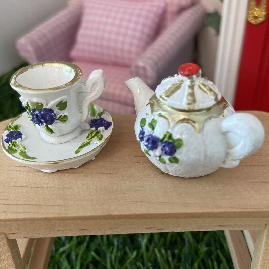 Miniature Teacup Saucer and Teapot