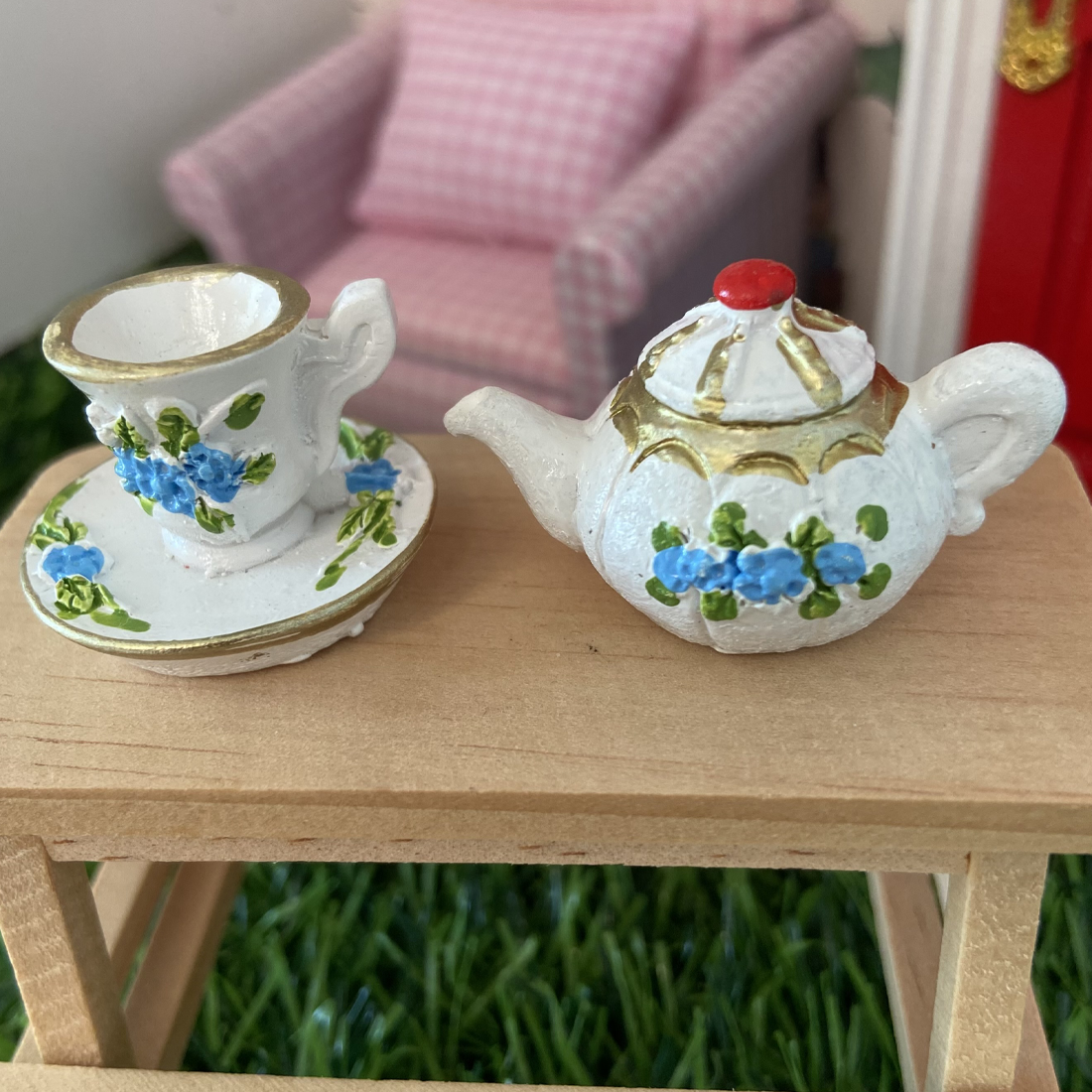 Miniature Teacup Saucer and Teapot