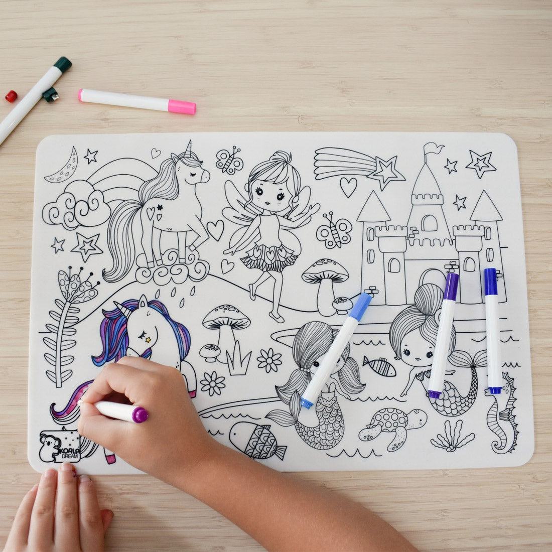 Reusable Silicone Drawing Mat & Markers Enchanted Kingdom