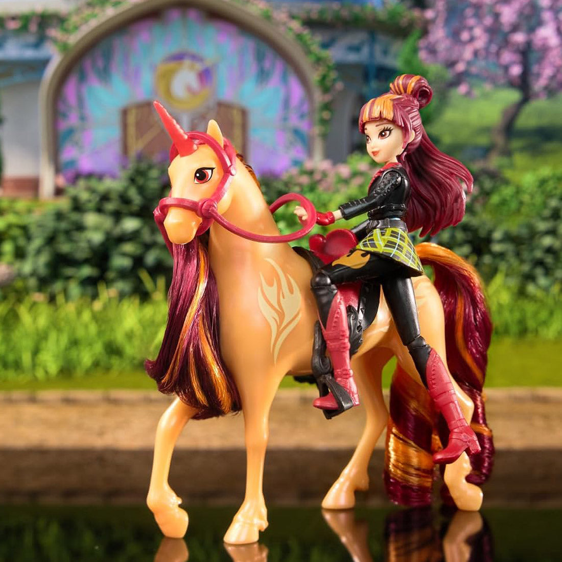Unicorn Academy Small Doll Valentina and Cinder Set